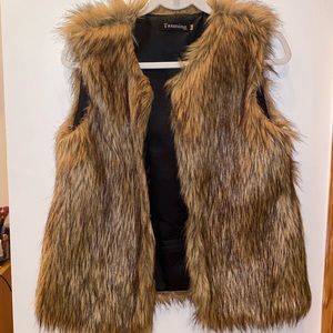 FAUX FUR VEST